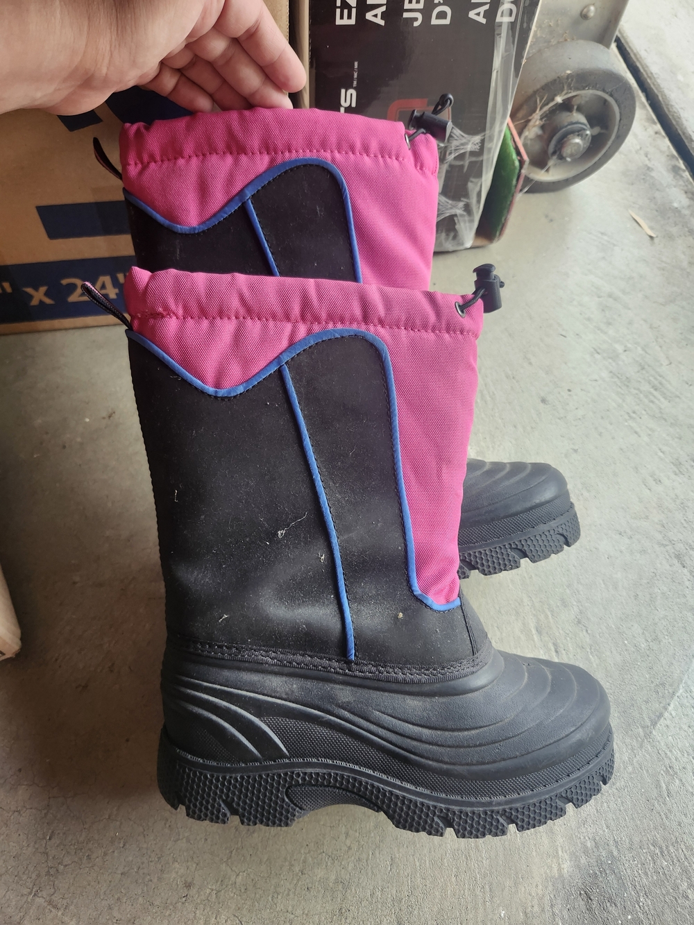 Girls Winter Snow Boots - Pink and Black